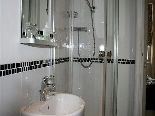 Grand Pier Guest House Brighton Bed & Breakfast