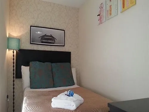 Grand Pier Guest House Brighton